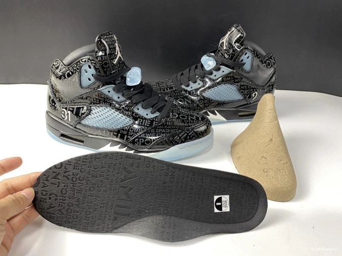 Kick Theory Doernbecher Jordan 5 AIR Retro 633068-010 0809